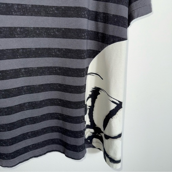 Urban by Alembika Short Sleeve Top-Gray Black Stripes-Lagenlook-Size Large - Picture 4 of 8